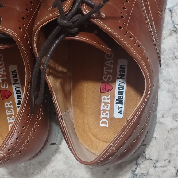 Benton-Deer Stags with memory foam Wing Tips, size 11W